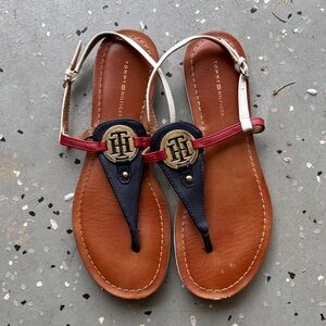 Tommy Hilfiger Womens Garin Flat Thong Sandals